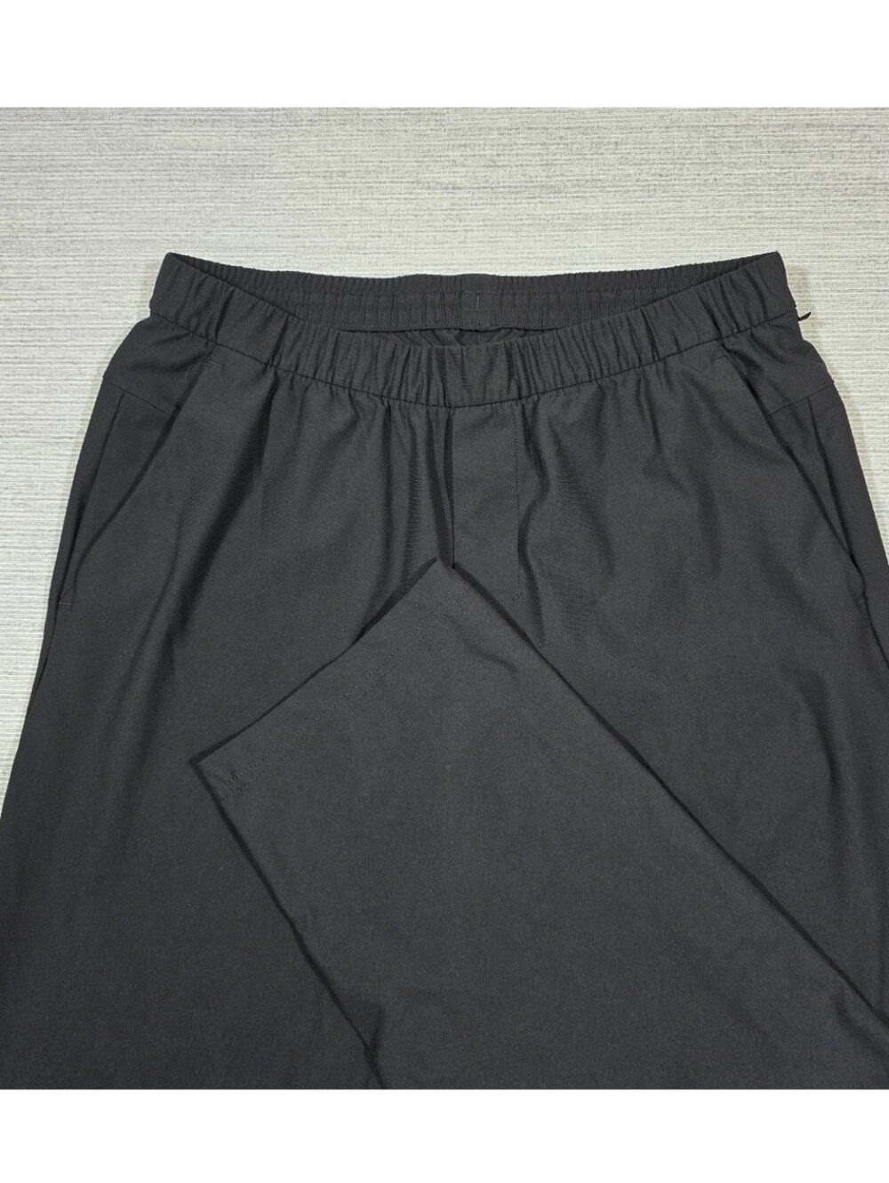 Lululemon ABC Pull-On Pants Mens L Black Warpstreme 26" Stretch LM5ALNS